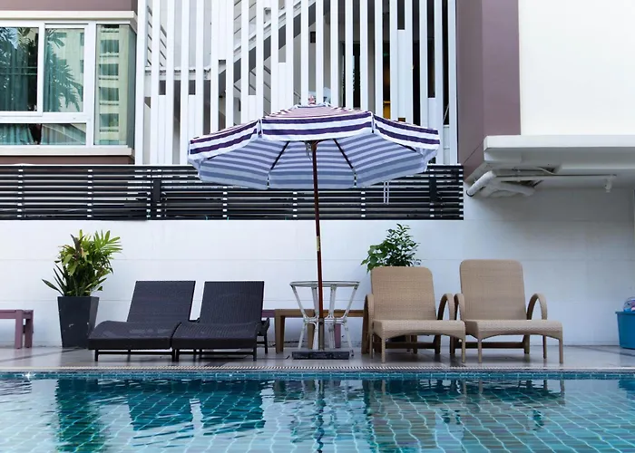 アパートホテル Shine Sukhumvit 33 Phrompong