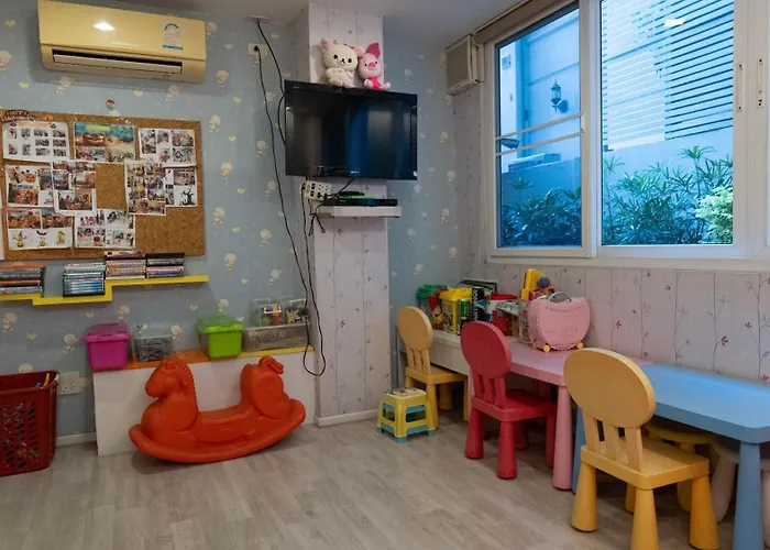 Shine Sukhumvit 33 Phrompong アパートホテル 3*