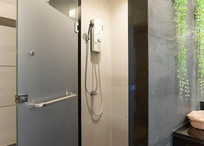 Shine Sukhumvit 33 Phrompong アパートホテル バンコク都