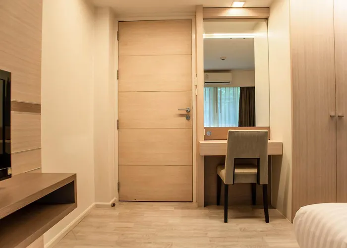 アパートホテル Shine Sukhumvit 33 Phrompong
