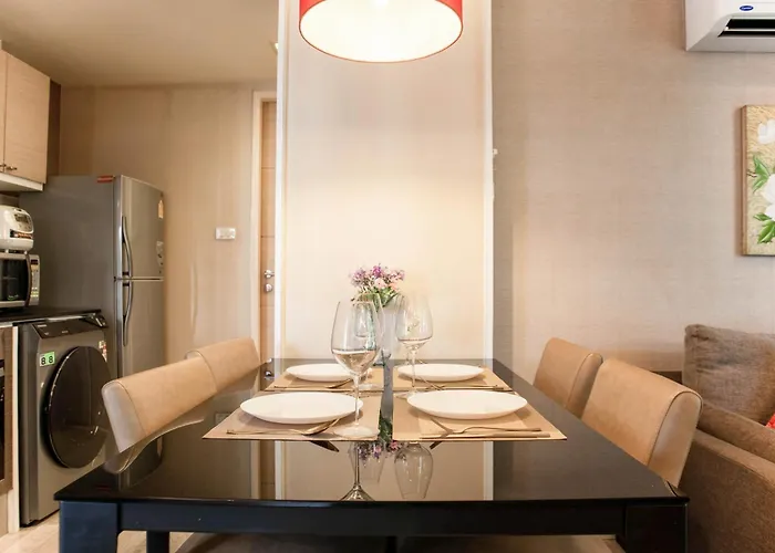 アパートホテル Shine Sukhumvit 33 Phrompong バンコク都