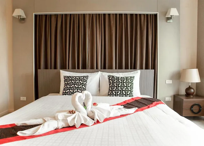 Shine Sukhumvit 33 Phrompong バンコク都