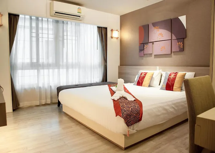 アパートホテル Shine Sukhumvit 33 Phrompong