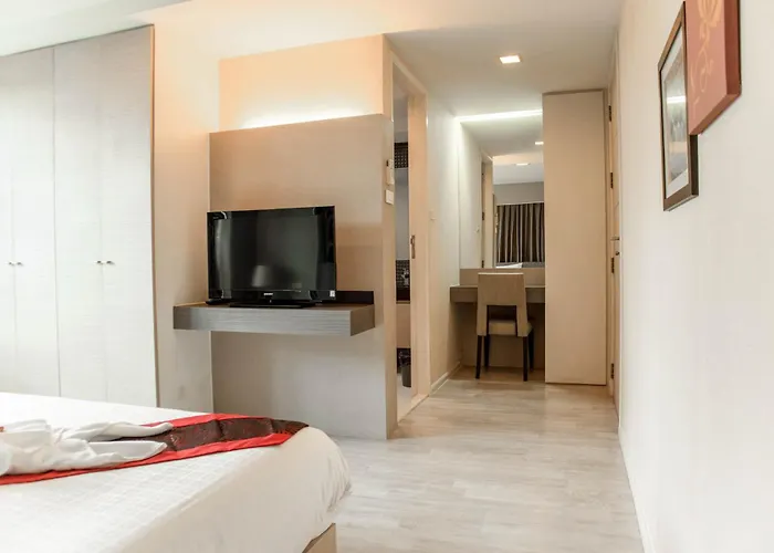 Shine Sukhumvit 33 Phrompong アパートホテル バンコク都